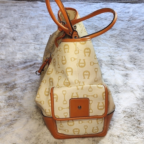 Etienne Aigner Brown and Cream Logo Canvas and Faux Leather Large Tote Bag - Picture 4 of 15